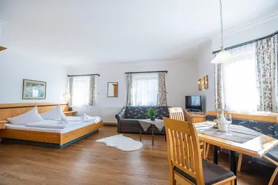 Ein Bett oder Betten in einem Zimmer der Unterkunft Appartements Baumanngut