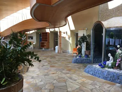 Ein Garten an der Unterkunft Schlicknhof