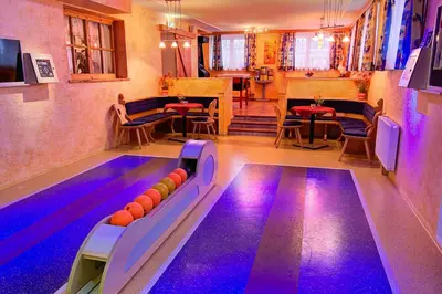Ein Billardtisch in der Unterkunft Der Brückenhof Ramsau