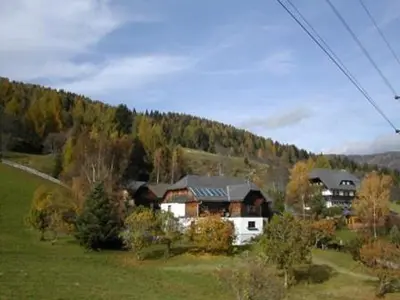 Naturlandschaft in der Nähe des Bauernhofs