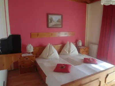 Ein Bett oder Betten in einem Zimmer der Unterkunft Gasthof Gangl