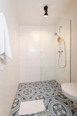 Ein Badezimmer in der Unterkunft zum Sigismund - kiss & sleep