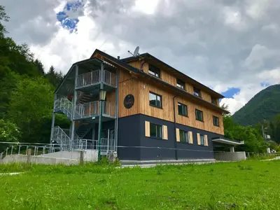 Das Gebäude in dem sich das Hotel befindet