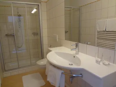 Ein Badezimmer in der Unterkunft Gasthofladen Schneeweiss