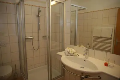 Ein Badezimmer in der Unterkunft Gasthofladen Schneeweiss