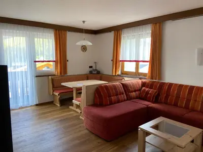 Ein Sitzbereich in der Unterkunft Appartements Hubner
