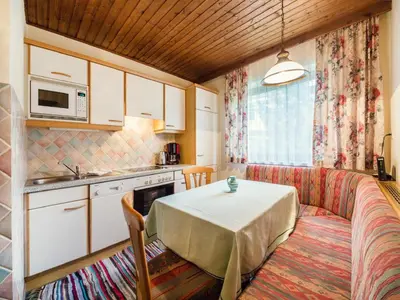 Küche/Küchenzeile in der Unterkunft Appealing Apartment in Kleinarl with Ski-Storage