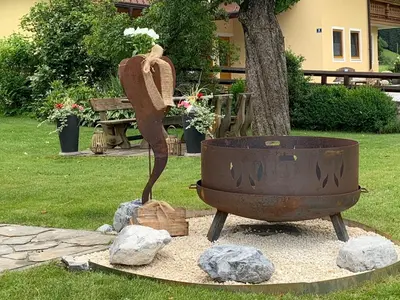 Ein Garten an der Unterkunft Ferienwohnungen Monika Winter