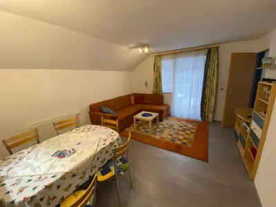 Ein Sitzbereich in der Unterkunft Ferienwohnung Holiday