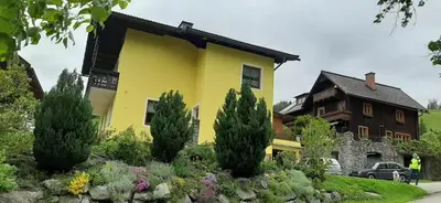 Ein Garten an der Unterkunft Haus Silvia Kraml