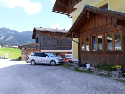 Ein allgemeiner Bergblick oder ein Berglick von der Ferienwohnung aus