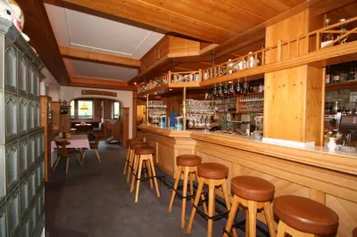 Lounge oder Bar in der Unterkunft Hotel-Café Perner