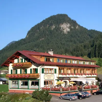 Ein allgemeiner Bergblick oder ein Berglick von des Hotels aus
