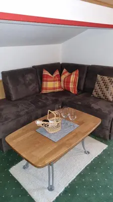Ein Sitzbereich in der Unterkunft Gästehaus Christl