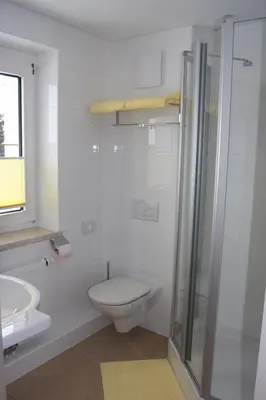 Ein Badezimmer in der Unterkunft Hotel Sonnenhof
