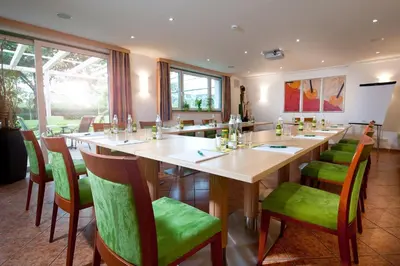 Der Geschäftsbereich oder Konferenzraum in der Unterkunft Hotel Sonnenhof