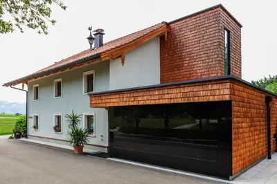 Das Gebäude in dem sich die Ferienwohnung befindet