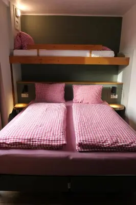 Ein Bett oder Betten in einem Zimmer der Unterkunft Haus Katris
