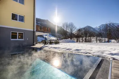 Ein allgemeiner Bergblick oder ein Berglick von des Hotels aus