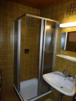 Ein Badezimmer in der Unterkunft Gasthof Steinbräu
