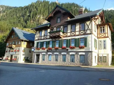 Ein allgemeiner Bergblick oder ein Berglick von der Pension aus
