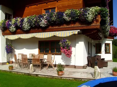 Ein Garten an der Unterkunft Untersteinhof