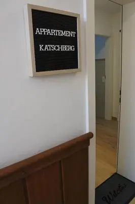 Ein Zertifikat, Auszeichnung, Logo oder anderes Dokument, das in der Unterkunft Haus Ausblick ausgestellt ist