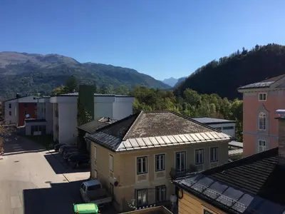 Ein allgemeiner Bergblick oder ein Berglick von der Ferienwohnung aus