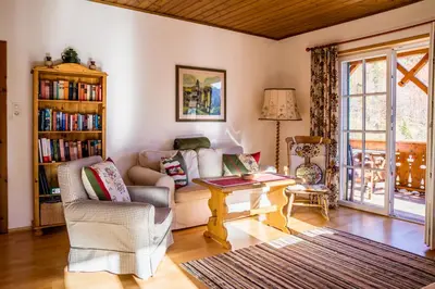 Ein Sitzbereich in der Unterkunft Haus Paradies am See