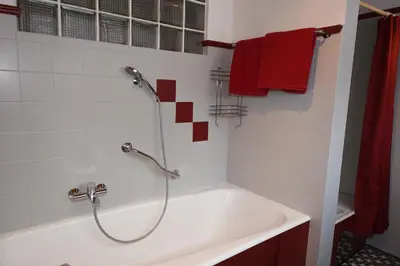 Ein Badezimmer in der Unterkunft Haus Verdi