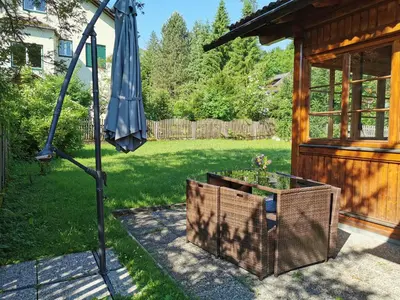 Ein Garten an der Unterkunft Ferienwohnung Loserblick