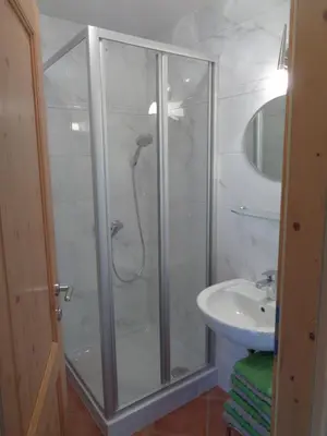 Ein Badezimmer in der Unterkunft Vordergschwandtgut