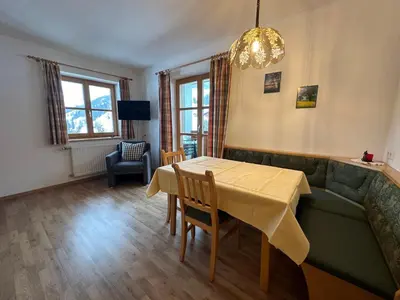 Ein Sitzbereich in der Unterkunft Appartement Rettensteiner