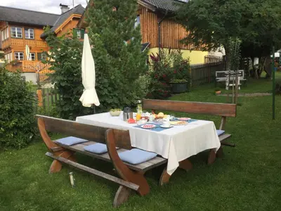 Ein Garten an der Unterkunft Ferienwohnung Sonnschein