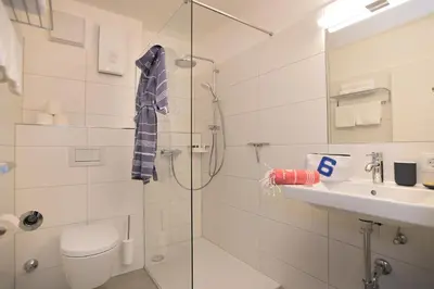 Ein Badezimmer in der Unterkunft Frauscher Hafen-Apartments