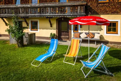 Ein Garten an der Unterkunft Ferienwohnung Schirla Stub´m