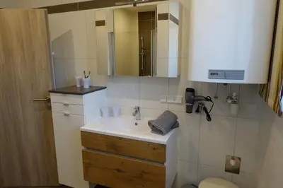 Ein Badezimmer in der Unterkunft Haus Brunner