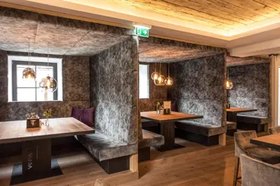Ein Sitzbereich in der Unterkunft AlpenParks Hotel & Apartment Carpe Solem Mariapfarr