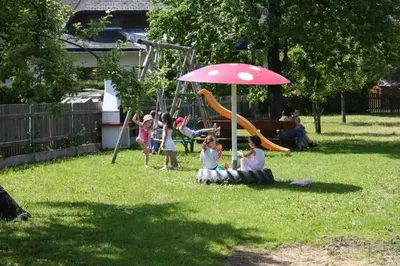 Ein Kinderspielbereich in der Unterkunft Kanzlerhof