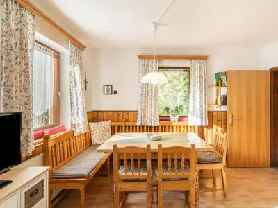 Ein Sitzbereich in der Unterkunft Holiday Home Richter by Interhome