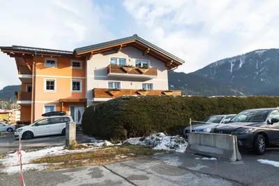 Ein allgemeiner Bergblick oder ein Berglick von der Ferienwohnung aus