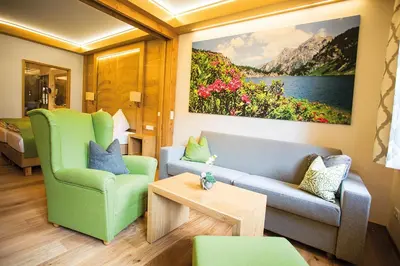 Ein Sitzbereich in der Unterkunft Hotel Gambswirt