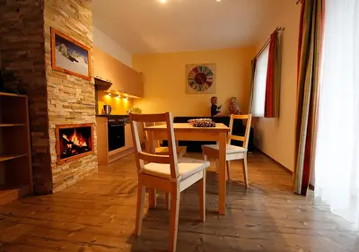 Ein Sitzbereich in der Unterkunft Appartements Naturnah