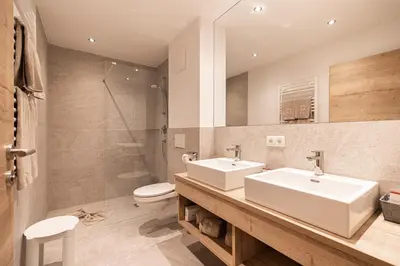 Ein Badezimmer in der Unterkunft Resl Resort