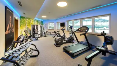 Das Fitnesscenter und/oder die Fitnesseinrichtungen in der Unterkunft Grizzly Sport & Motorrad Resort