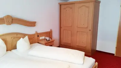 Ein Bett oder Betten in einem Zimmer der Unterkunft Das Wismeyer - Skihotel an der Plattenkarbahn