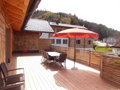 Ein allgemeiner Bergblick oder ein Berglick von der Ferienwohnung aus