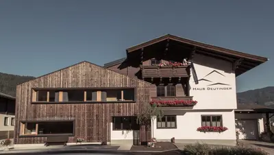 Das Gebäude in dem sich das Bed & Breakfast befindet