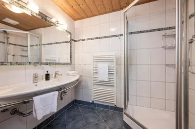 Ein Badezimmer in der Unterkunft AUSTRIA APPART - natural Lifestyle Appartements auf der Piste