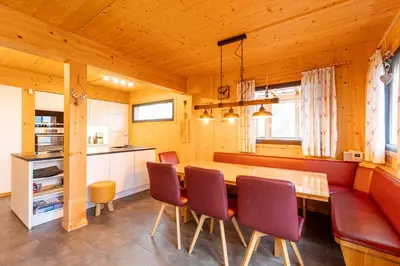 Küche/Küchenzeile in der Unterkunft Almdorf Hohentauern by ALPS RESORTS